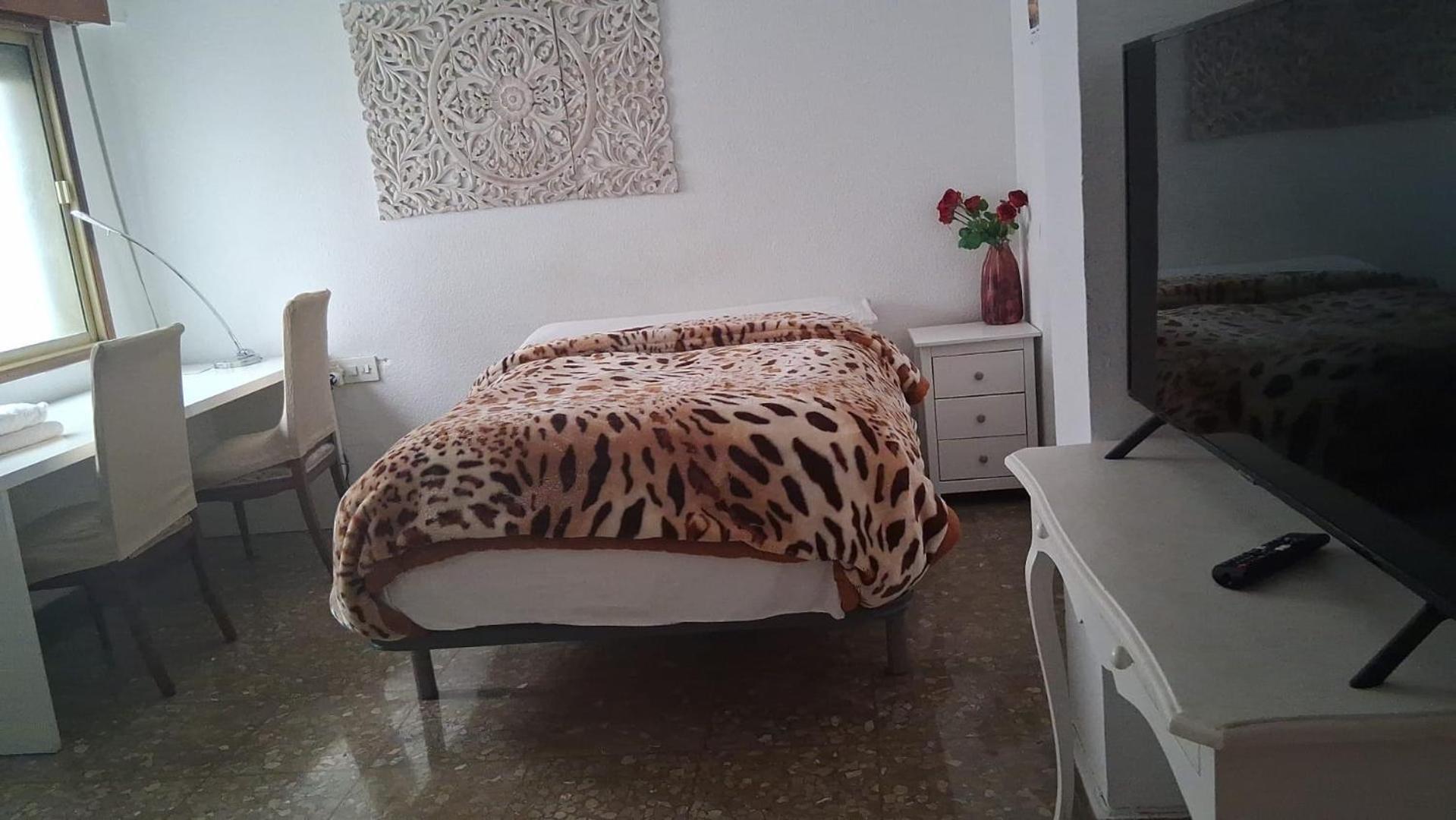 Habitaciones Amplias En El Centro De Granada Buitenkant foto